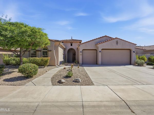 18116 W WILLOW Drive, Goodyear, AZ 85338