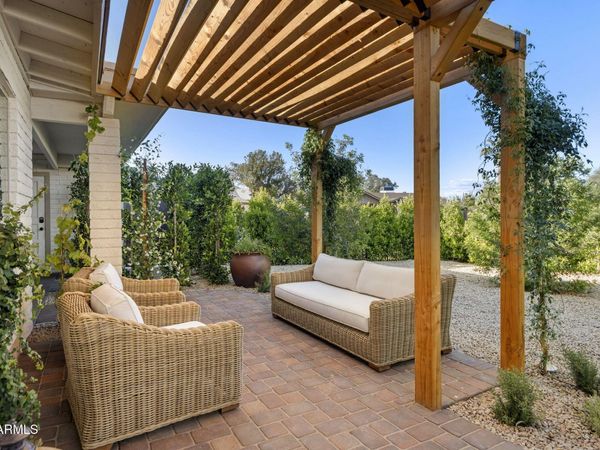 2811 E CORRINE Drive, Phoenix, AZ 85032