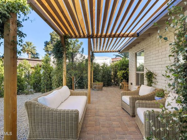 2811 E CORRINE Drive, Phoenix, AZ 85032