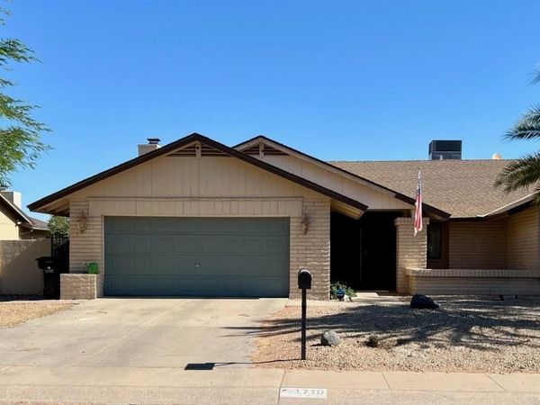 1710 W BANFF Lane, Phoenix, AZ 85023