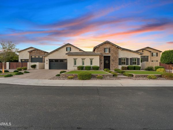 9456 W Monte Lindo, Peoria, AZ 85383