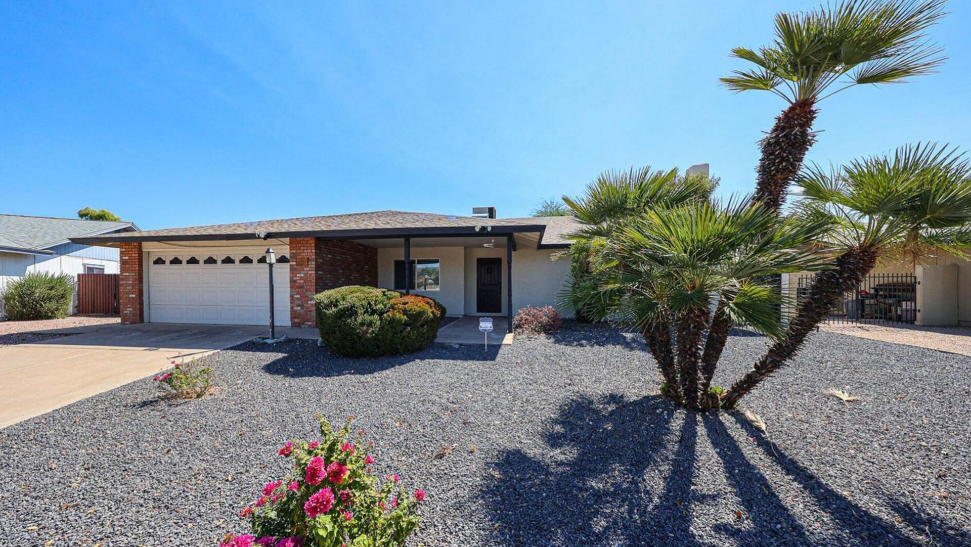 11207 S Iroquois Drive, Phoenix, AZ 85044 Main Photo