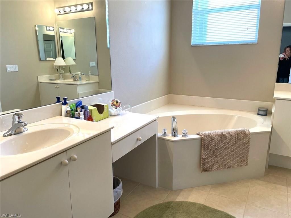 20319 Castlemaine Ave, Estero, FL 33928 Photo