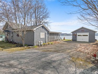 3573 Brandy Bay Lane, Penn Yan, NY 14527