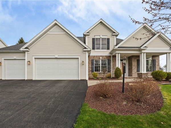 129 Lynx Court , Fairport, NY 14450