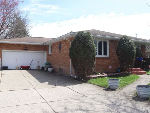 118 Audet Drive, Buffalo, NY 14227