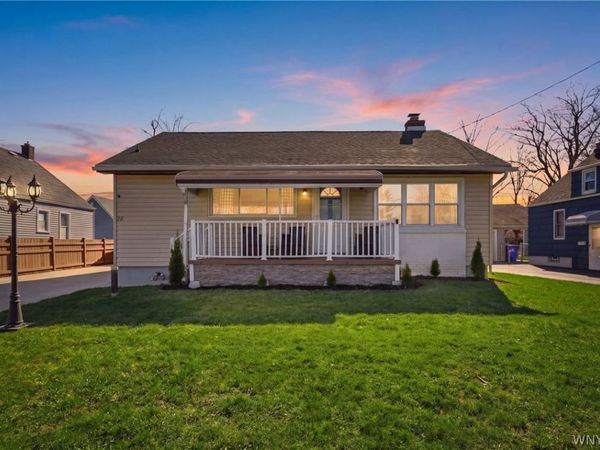 28 Covington Drive, Buffalo, NY 14220