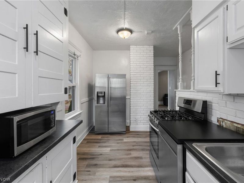 32 Penfield Avenue, Akron, OH 44310 Photo 16