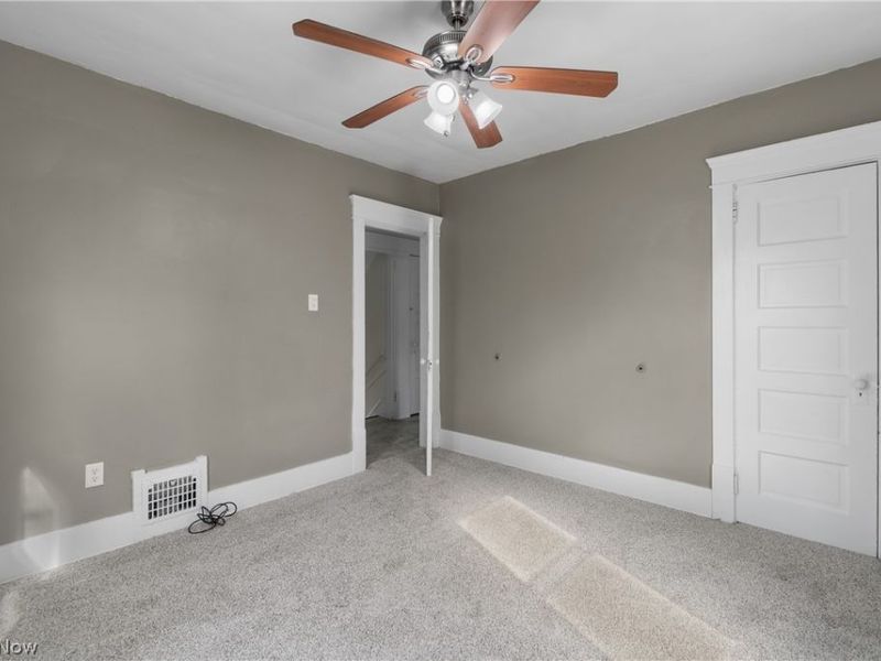 32 Penfield Avenue, Akron, OH 44310 Photo 19