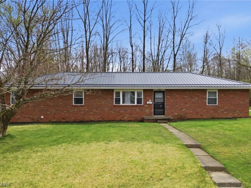 474 Brenda Drive, Mansfield, OH 44907 Photo 2