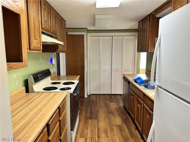 609 Fairground Street, Caldwell, OH 43724 Photo 7