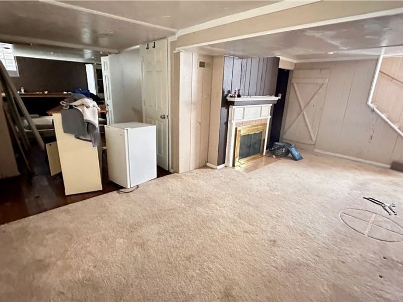 275 E 210th Street, Euclid, OH 44123 Photo 15