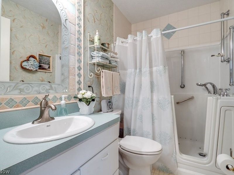 7559 Chandler Court, Sagamore Hills, OH 44067 Photo 15