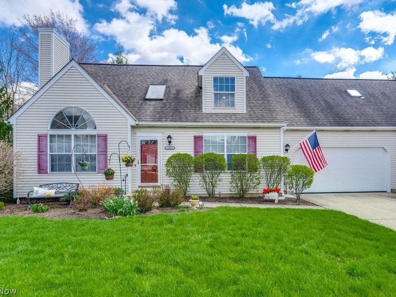 7559 Chandler Court, Sagamore Hills, OH 44067 Photo 2