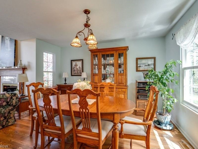 7559 Chandler Court, Sagamore Hills, OH 44067 Photo 8