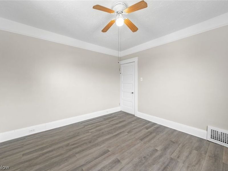 3225 W 38th Street , Cleveland, OH 44109 Photo 12