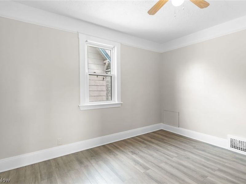 3225 W 38th Street , Cleveland, OH 44109 Photo 15