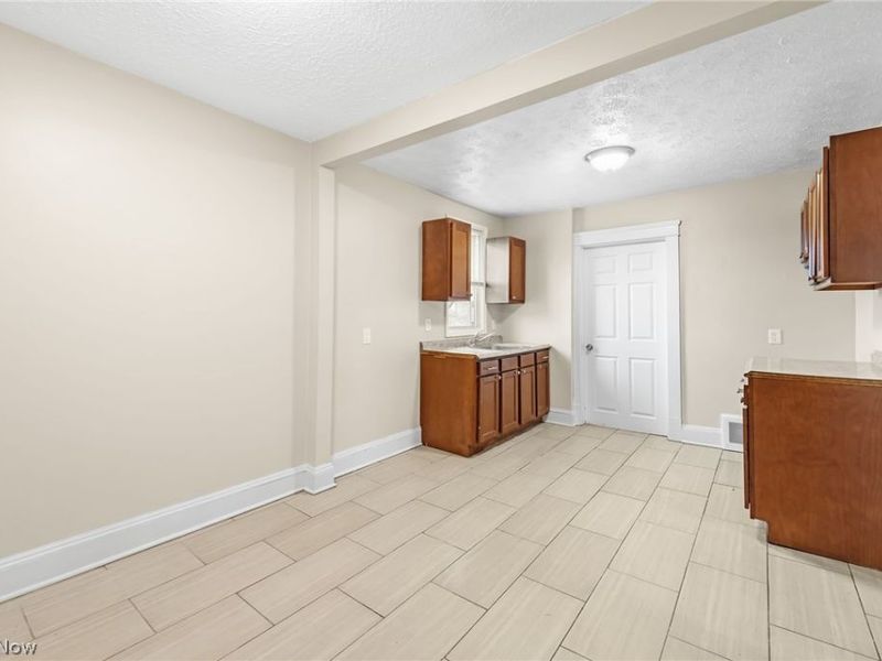 1362 W 83rd Street , Cleveland, OH 44102 Photo 12