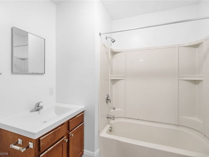 1362 W 83rd Street , Cleveland, OH 44102 Photo 21