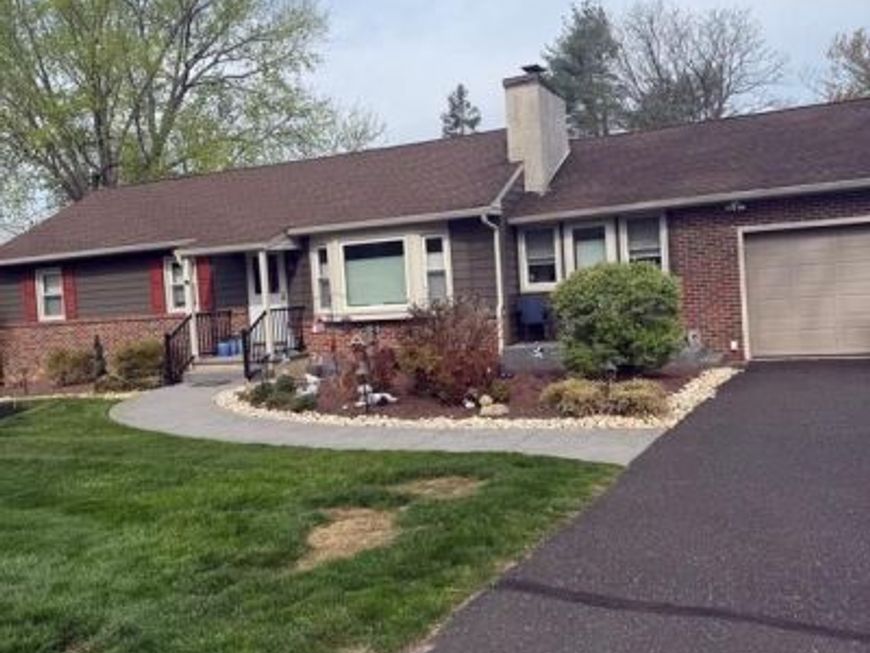 158 S Shady Retreat Road, Doylestown, PA 18901 Main Photo