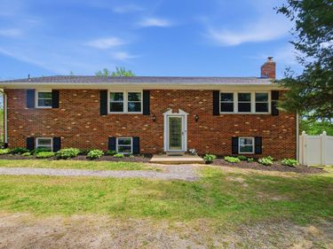 8915 IGOE STREET, LORTON, VA 22079