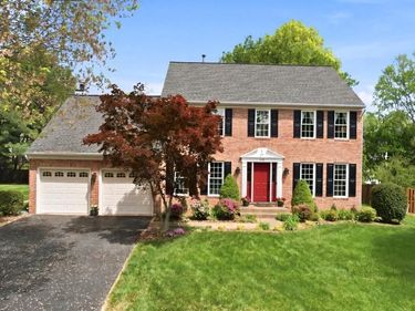 210 FOXBOROUGH DRIVE SW, LEESBURG, VA 20175