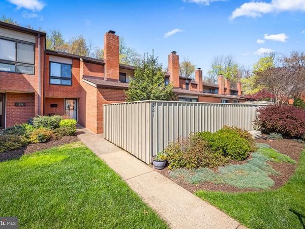 221 DEER FOX LANE, LUTHERVILLE TIMONIUM, MD 21093