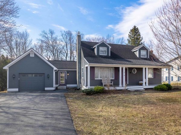 34 Hillcrest Road, Rutland City, VT 05701