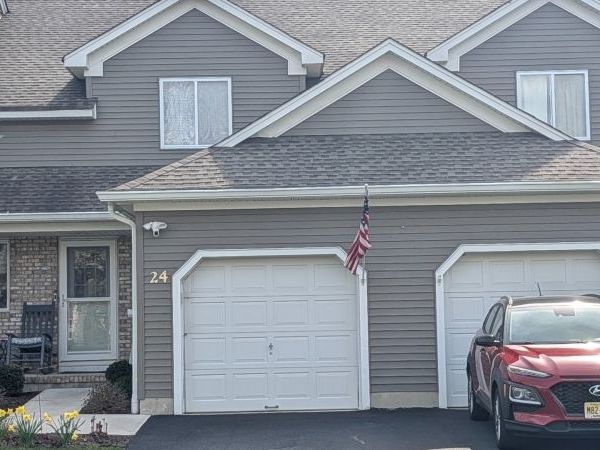 24 Sundance Ter, Hardyston, NJ 07419