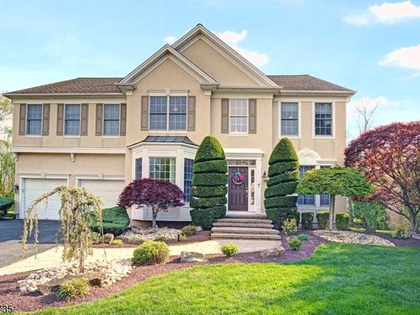 7 Hager St, East Brunswick, NJ 08816