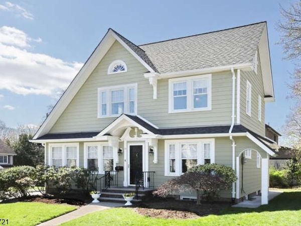 61 Fairview Ave, Glen Rock, NJ 07452