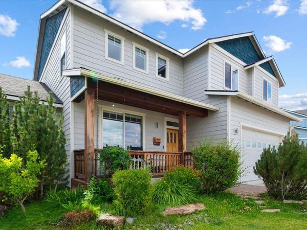 1622 NW Rimrock Court, Redmond, OR 97756