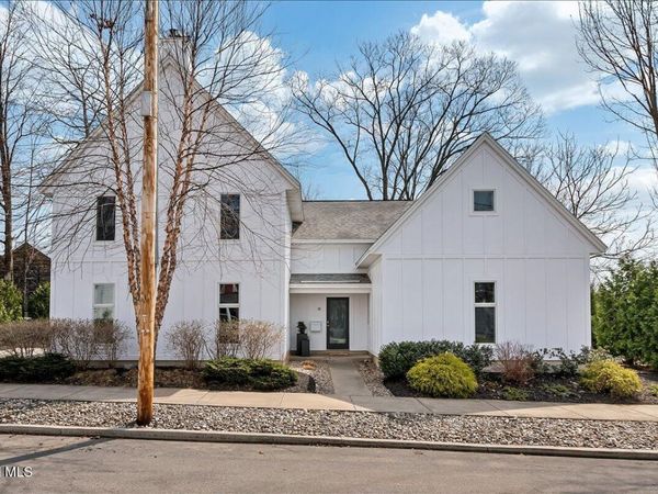 18 Granite Street, Saratoga Springs, NY 12866