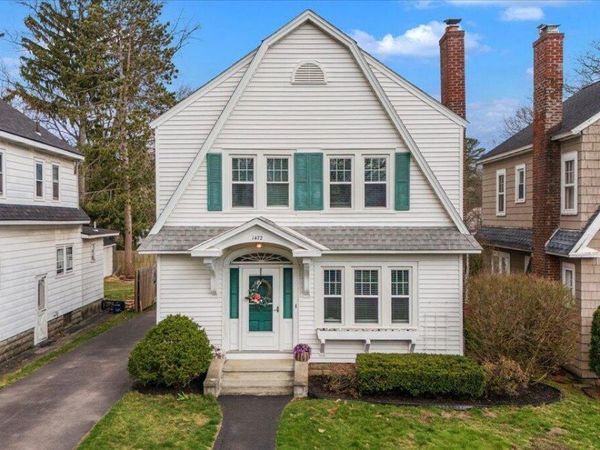 1472 Baker Avenue, Niskayuna, NY 12309