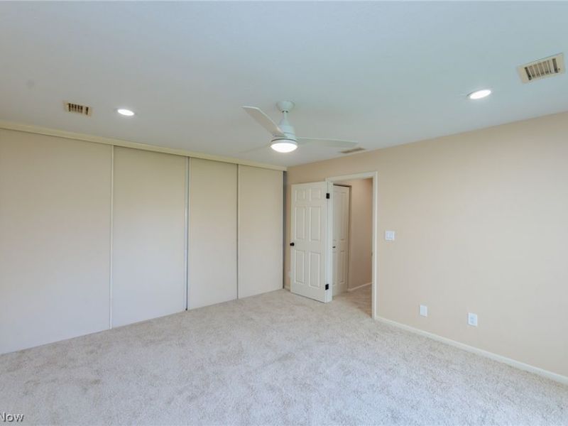 6270 Greenwood Parkway, Unit 402, Sagamore Hills, OH 44067 Photo 15