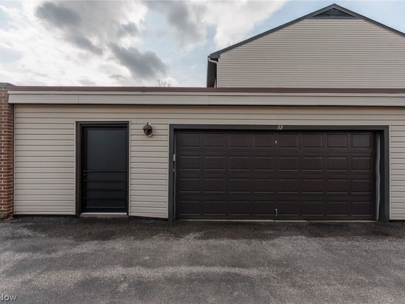 6270 Greenwood Parkway, Unit 402, Sagamore Hills, OH 44067 Photo 20