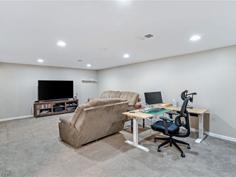 7130 Mill Creek Boulevard, Youngstown, OH 44512 Photo 34