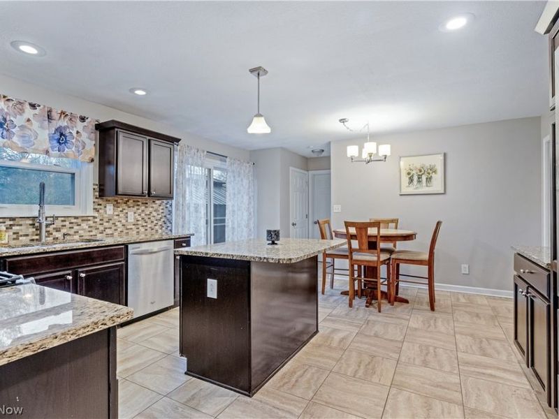 7130 Mill Creek Boulevard, Youngstown, OH 44512 Photo 7