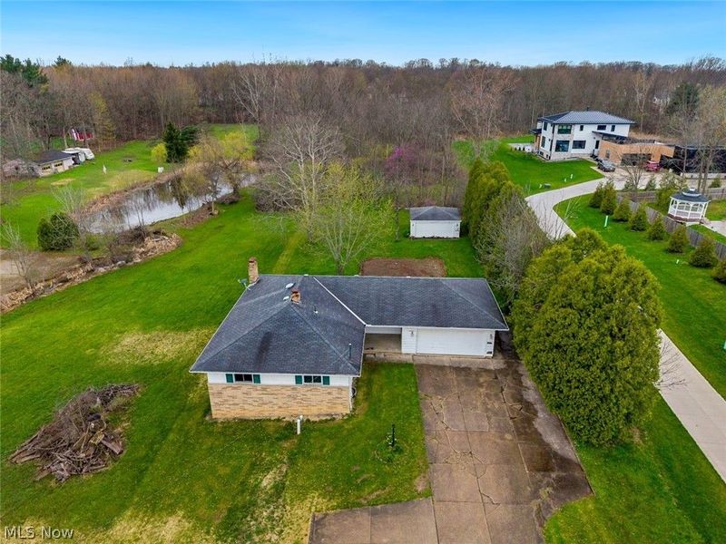 19156 Howe Road, Strongsville, OH 44136 Photo 2