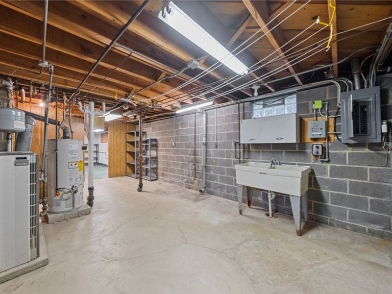 19156 Howe Road, Strongsville, OH 44136 Photo 45