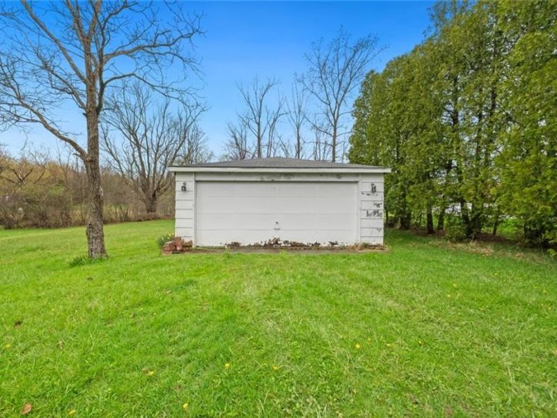 19156 Howe Road, Strongsville, OH 44136 Photo 48