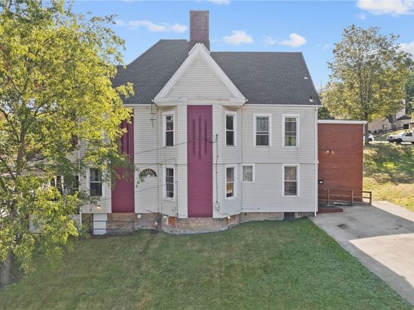 910 E Maiden St , Washington, PA 15301