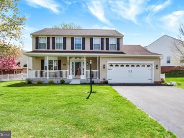 1210 CRANBERRY LANE W, YORK, PA 17402