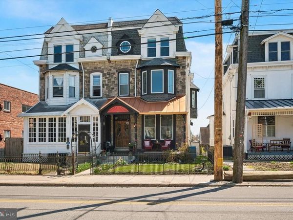 561 LEVERINGTON AVENUE, PHILADELPHIA, PA 19128