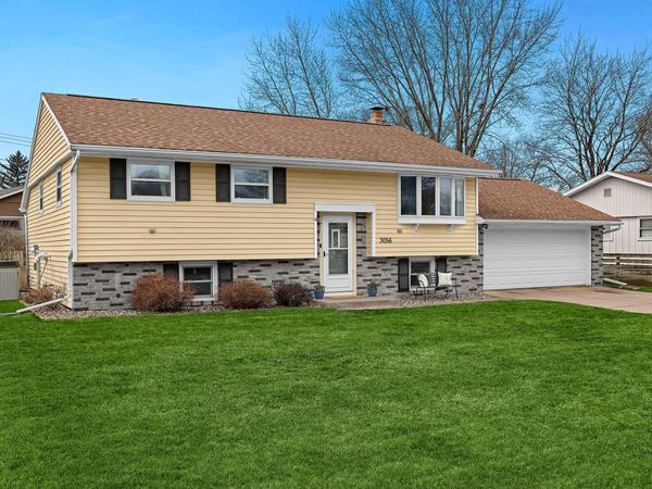 3056 31st STREET S, La Crosse, WI 54601