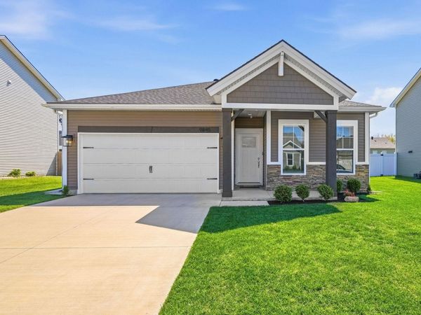 9845 Monte Way, Newburgh, IN 47630