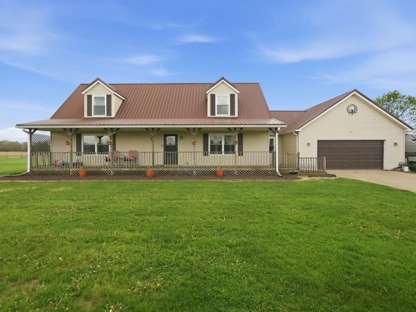 8991 W State Road 236 Road, Middletown, IN 47356