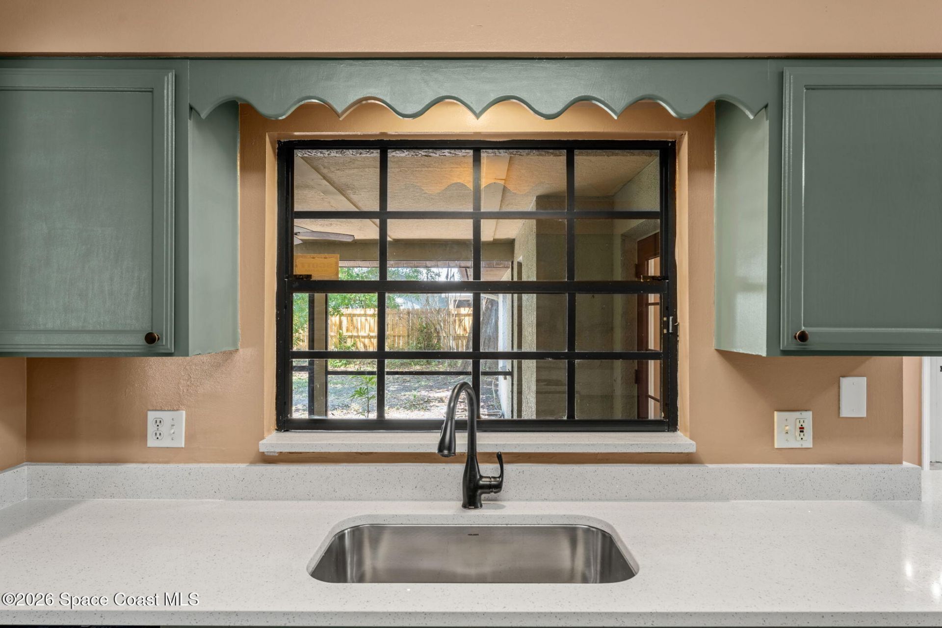 950 Whisperpine Drive, Melbourne, FL 32901 Photo