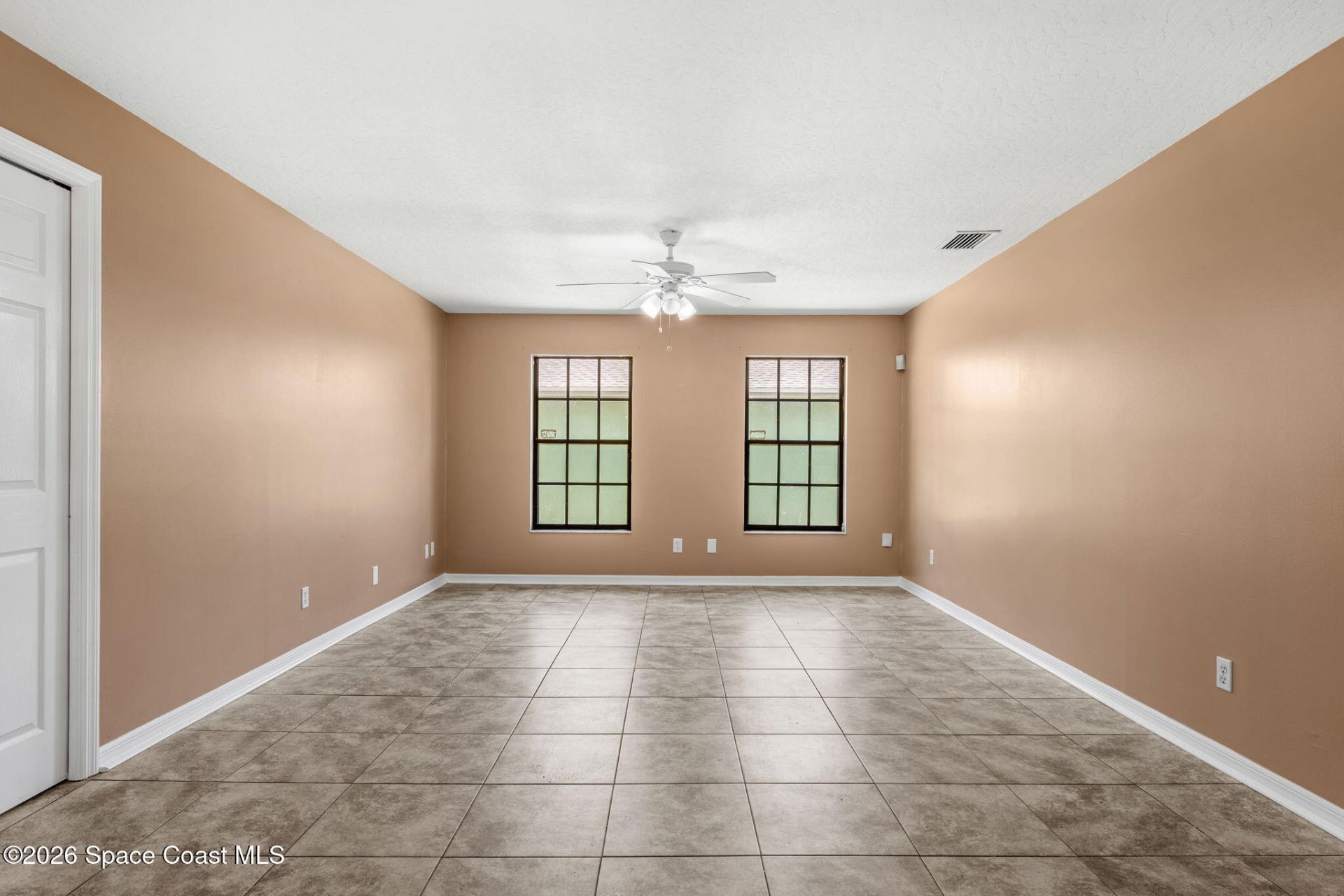 950 Whisperpine Drive, Melbourne, FL 32901 Photo