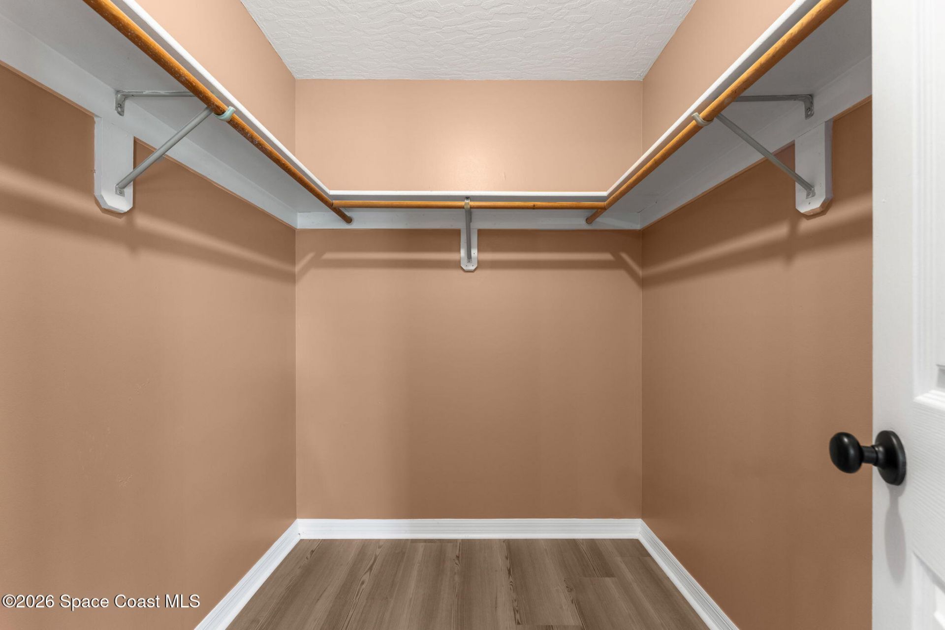 950 Whisperpine Drive, Melbourne, FL 32901 Photo